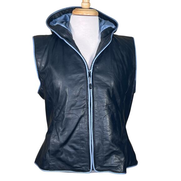 Wilson’s Women’s Black Leather Lined Maxima Zippered Vest with Hood Size Large - Picture 2 of 11
